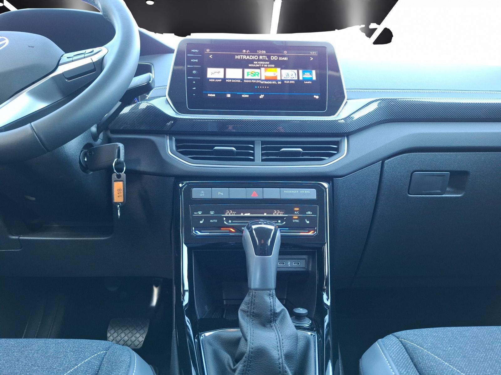 Fahrzeugabbildung Volkswagen T-Cross TSI Style DSG Matrix Navi AID ACC PDC SH