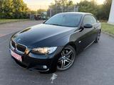 BMW 330D E93 BMW/ORIG.M-PAKET/2.HAND/DE.FAHRZEUG - BMW 330 mit Diesel-Antrieb: Cabrio, Automatik