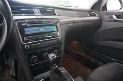 Fahrzeugabbildung Skoda Superb Combi 1.8 TSI ACTIVE KLIMA/SHZ/PDC/NEBEL