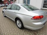 Volkswagen Passat 1,4 TSI Comfortline*NAVI*PDC*AHK*SHZ*Temp - Volkswagen Passat mit Benzin-Antrieb: Limousine, 1.4