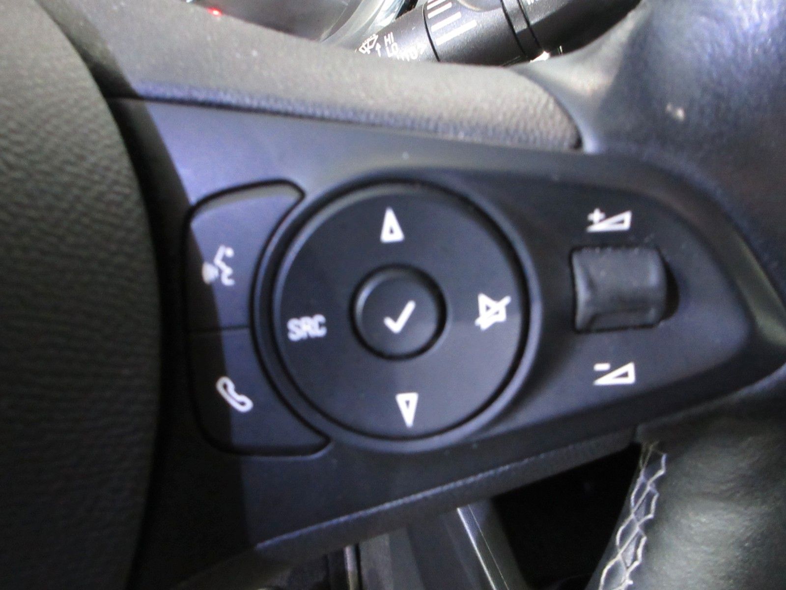 Fahrzeugabbildung Opel Corsa F Edition 1.2 LED/NAVI/PDC/ALU/TEMPOMAT