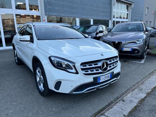 Mercedes-Benz MERCEDES-BENZ GLA 200 d Automatic Executive