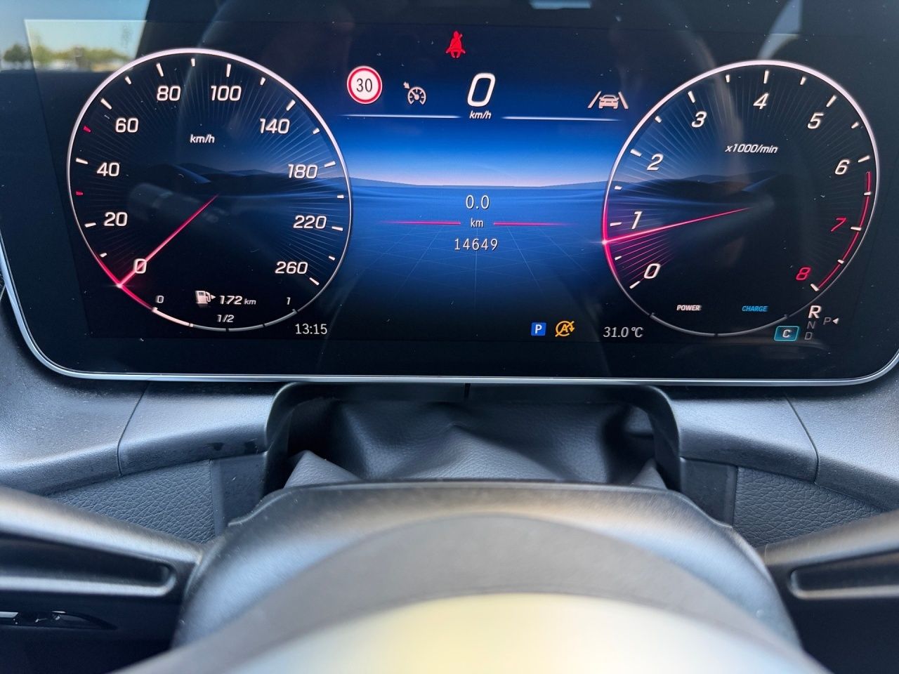 Fahrzeugabbildung Mercedes-Benz GLC 200 4M AVANTGARDE+AHK+FERNL.ASS+NAVI+LED+SHZ