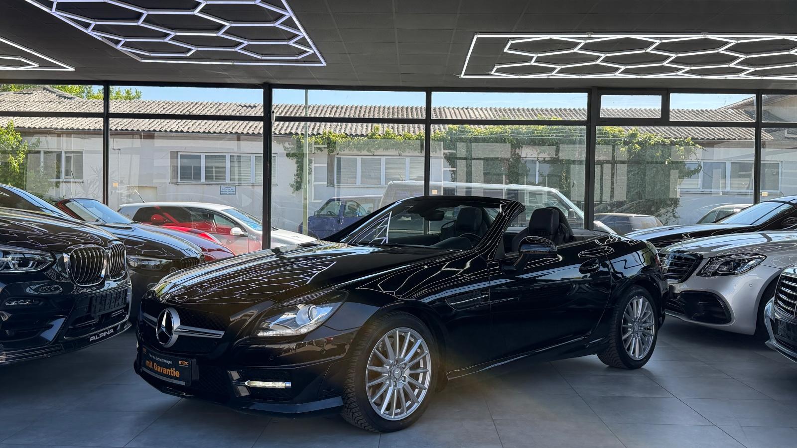 Mercedes-Benz SLK 200 AMG-LINE NAVI PANORAMA SITZHZ AIRSCRAF