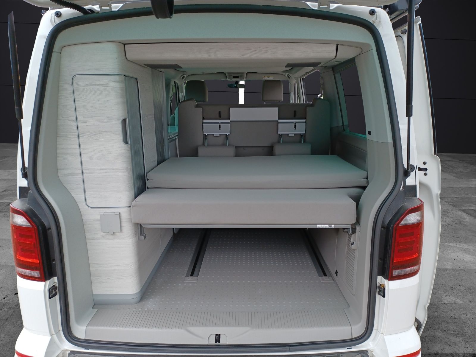 Fahrzeugabbildung Volkswagen T6 California Coast Edition 4M STH LED AHK Navi