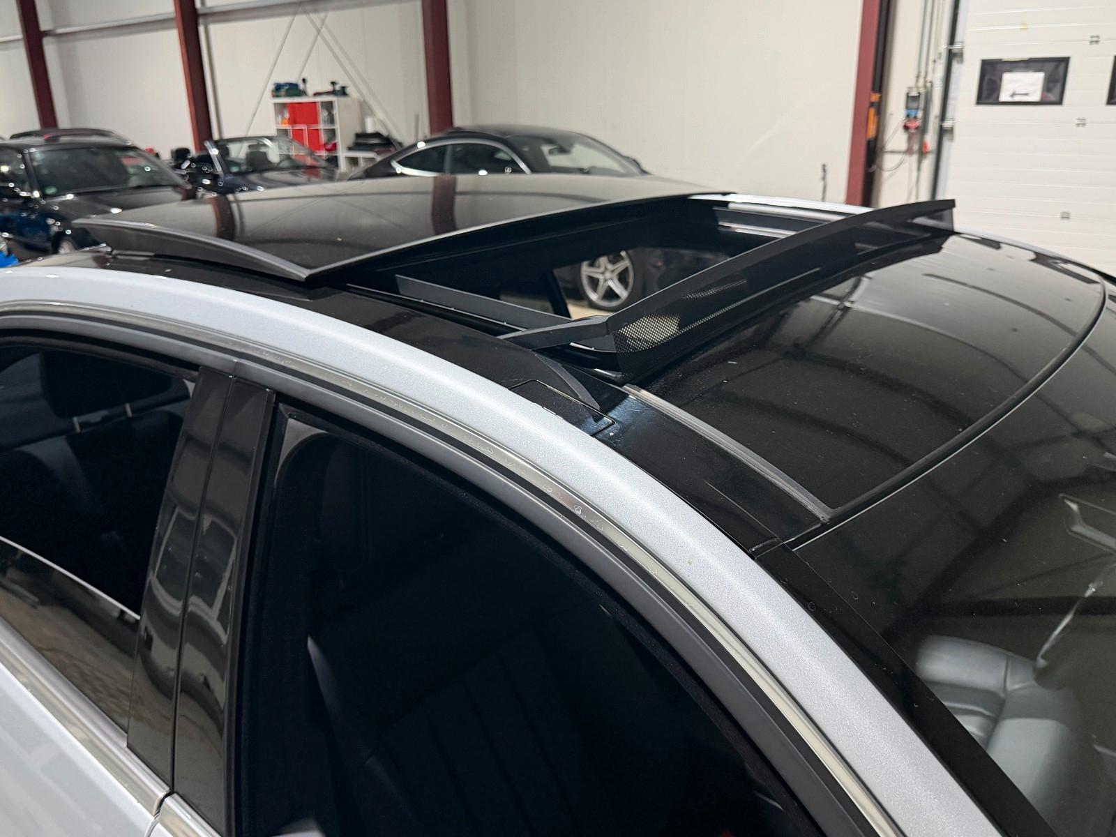Mercedes-Benz E 300 Limousine E 300 CGI BlueEfficiency 4Matic