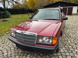 Mercedes-Benz 190E 1,Hand orig. 29000 KM, rostfrei! - gebrauchte Mercedes-Benz 190 aus dem Jahr 1990