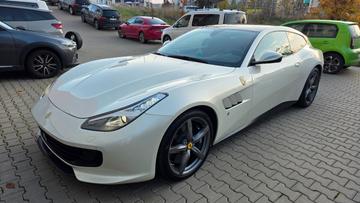صورة 7 لـ 2016 Ferrari GTC4LUSSO