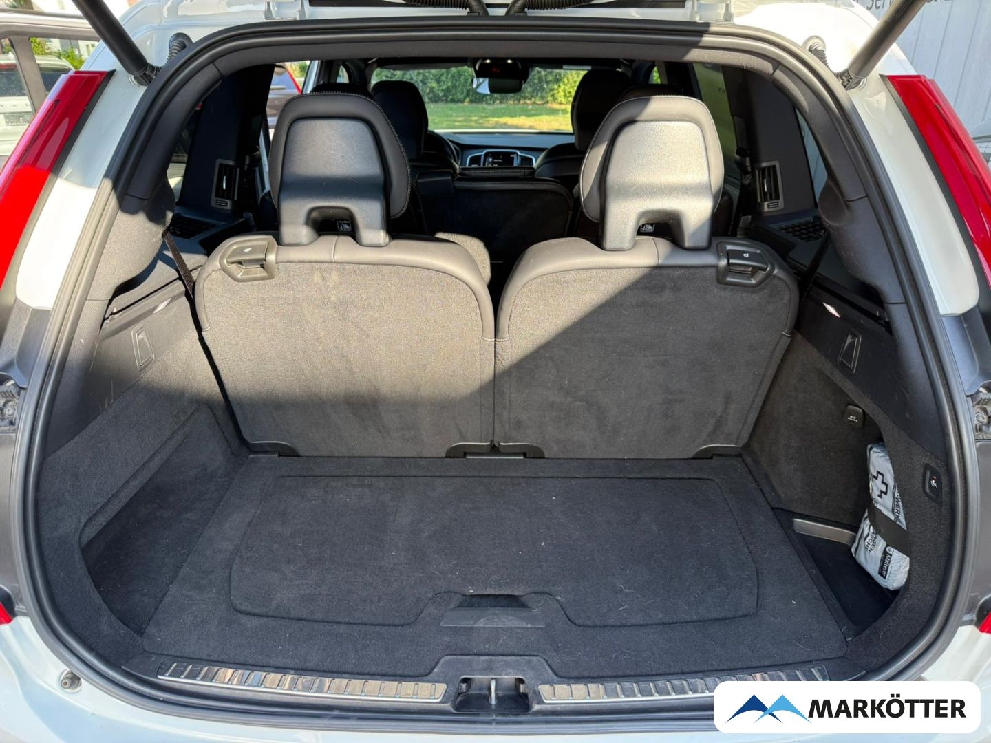 Volvo XC90 T8 AWD R Design Edition AHK/BLIS/360° foto 6