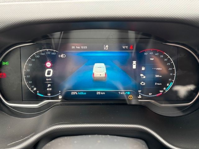 Fahrzeugabbildung Iveco Daily 70C21