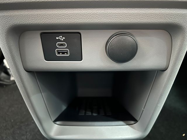 Ford Tourneo Custom 2.0 Ecoblue L1 Sport!