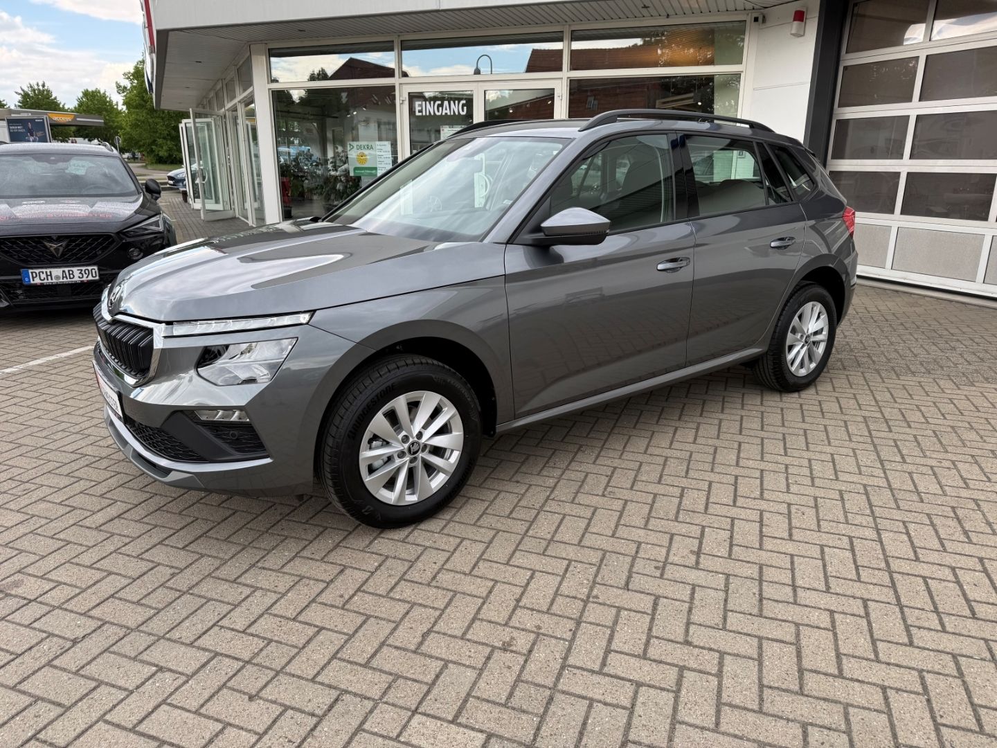 Fahrzeugabbildung SKODA Kamiq Selection el.AHK DigCoc LED CarPlay Winter