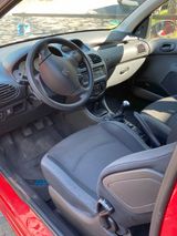 Peugeot 206 1.4 HDi FAP 70 - - Peugeot 206 mit Diesel-Antrieb: Hdi