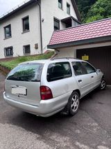 Ford Mondeo mk2 - Ford Mondeo mit Benzin-Antrieb: Kombi, Mk2