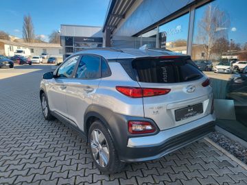 Fahrzeugabbildung Hyundai NEW KONA Elektro Style Navi Assistenz LED Wärmep
