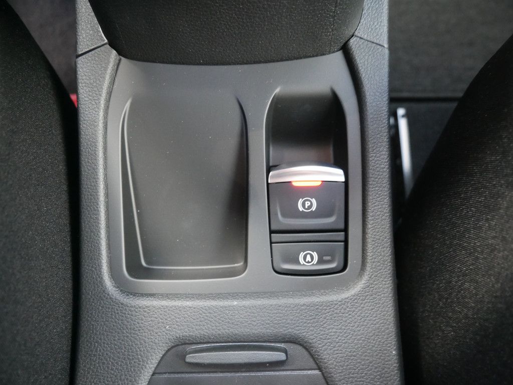 Fahrzeugabbildung Renault Clio Techno TCe 90