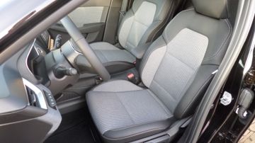 Renault Clio KISS TCe 90 PS mit Winterpaket Navi, Rückfa