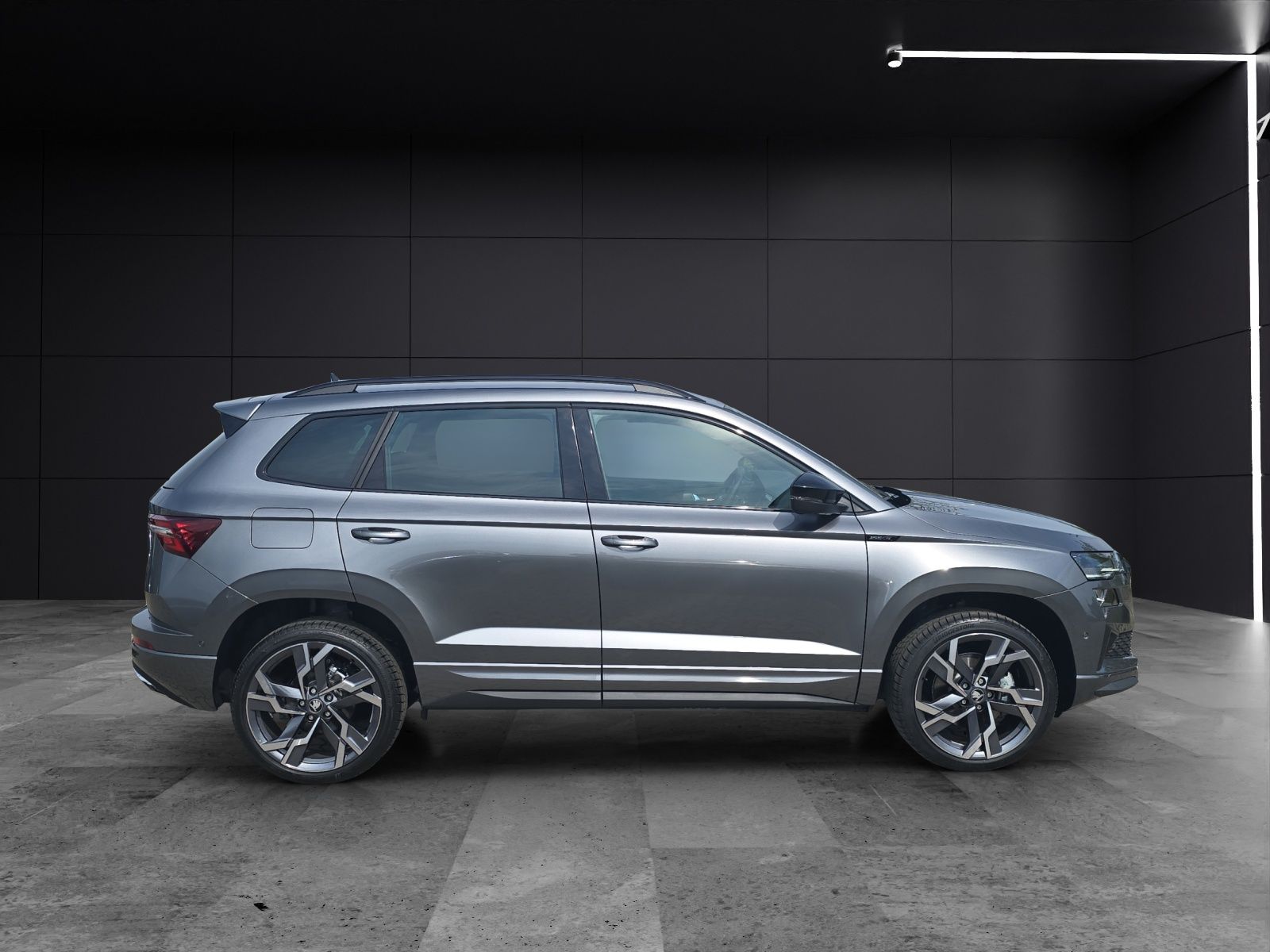 Fahrzeugabbildung SKODA Karoq Sportline 1.5 TSI DSG AHZ MATRIX NAVI ACC