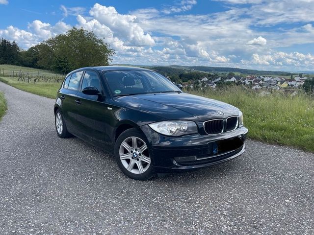 BMW 116 Baureihe 1 Lim. 116i*Klima*Sitzheizung*PDC*