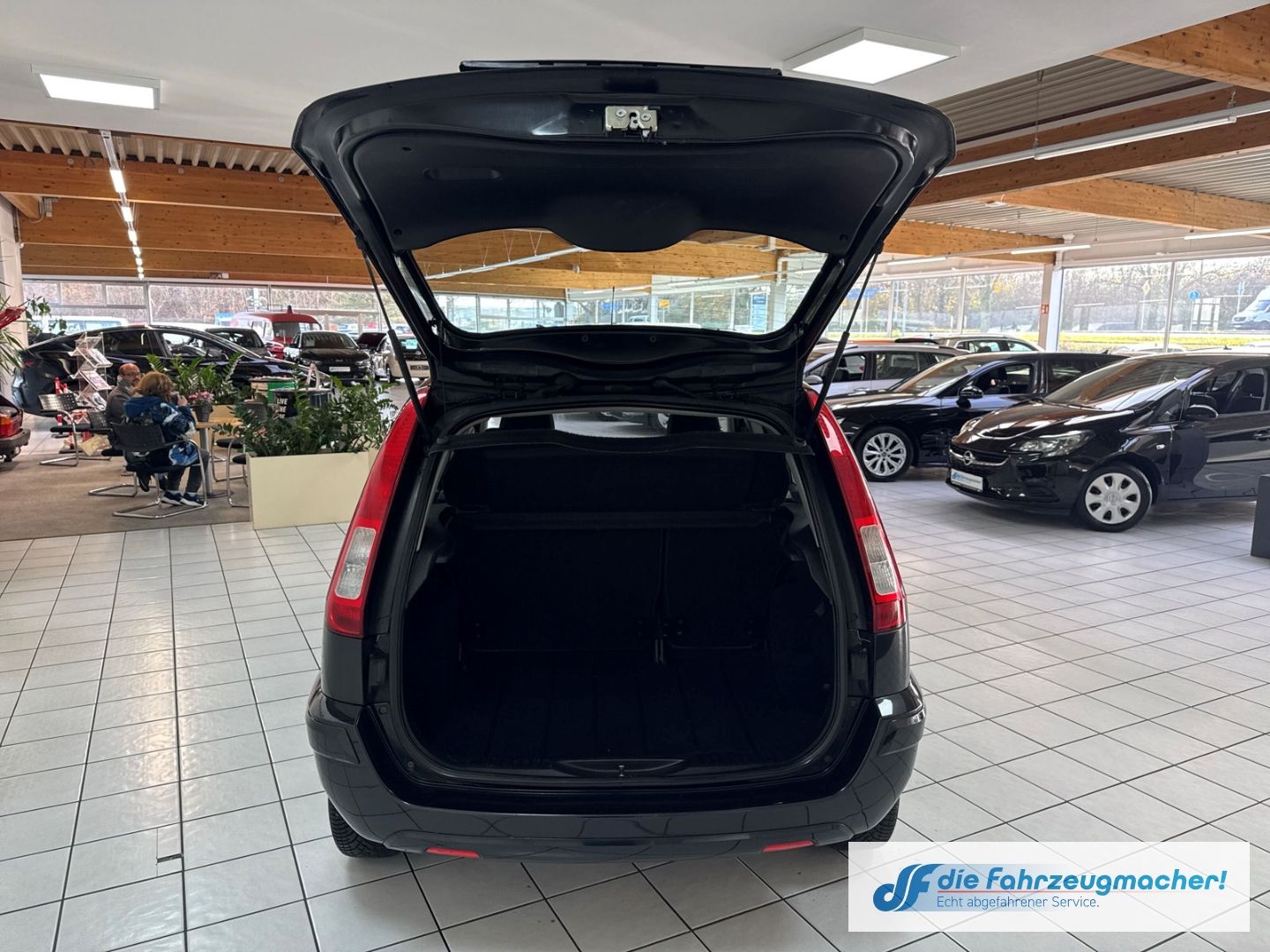 Fahrzeugabbildung Ford Fusion Style SHZ Regensensor Klima, beheizb. Fro