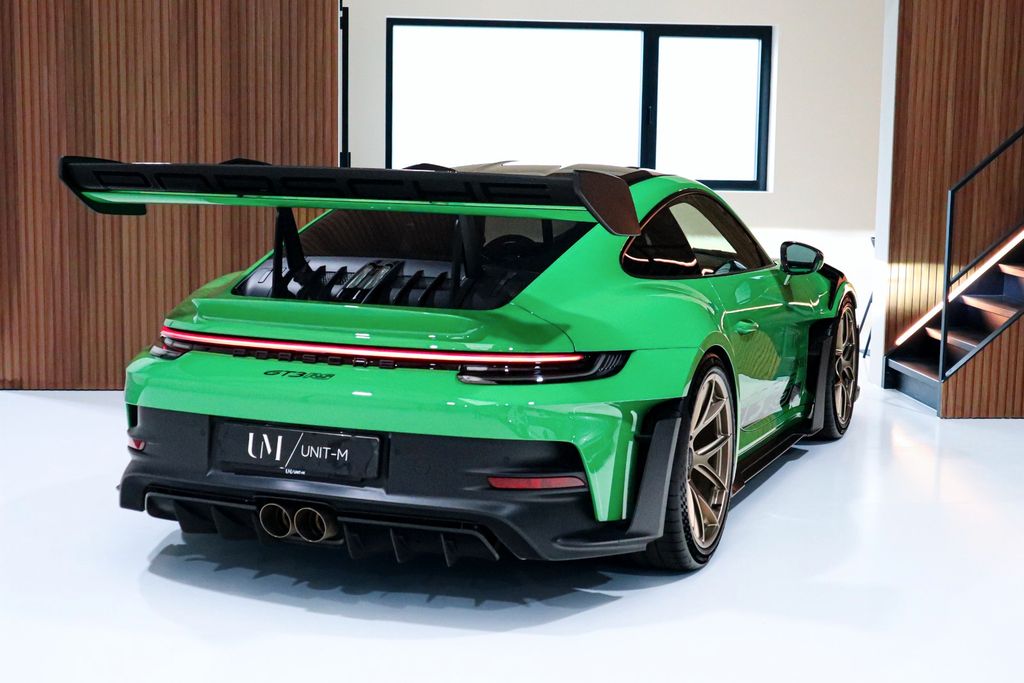 Image of Porsche 992