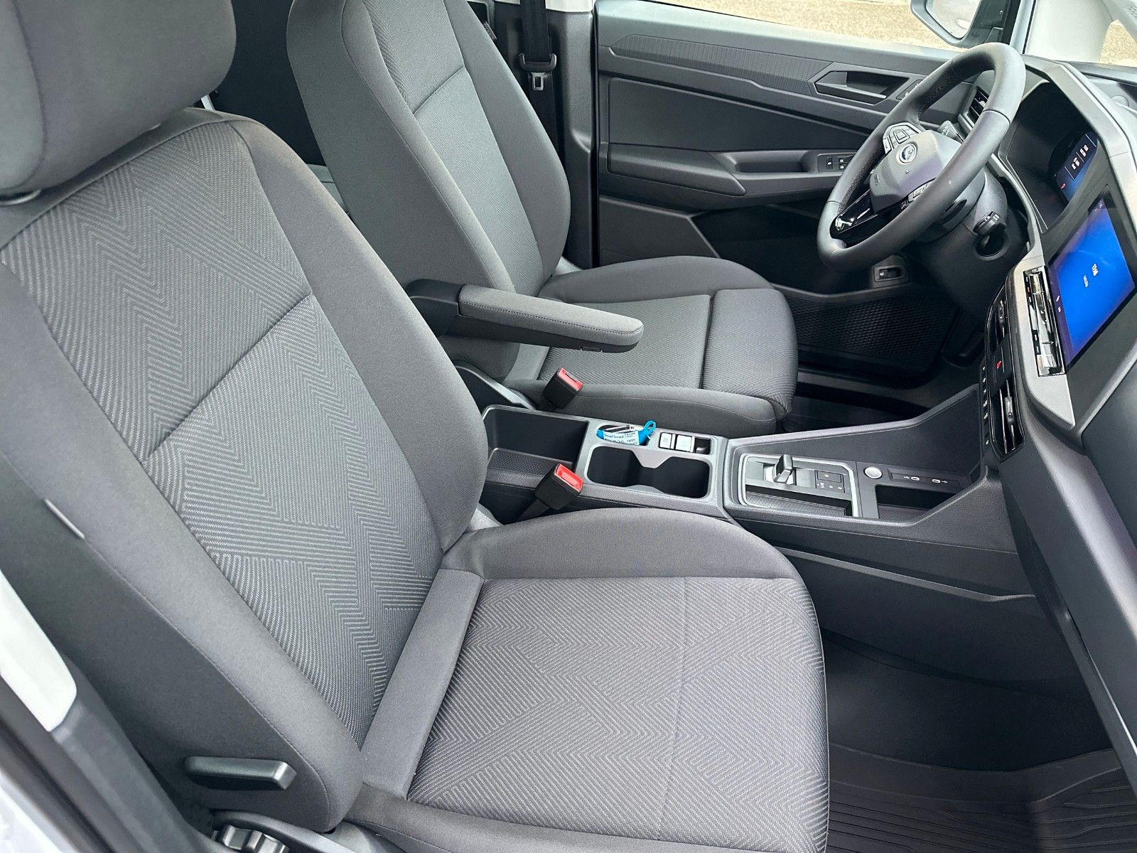 Fahrzeugabbildung Ford Transit Connect Flex Cab Trend PHEV, FAHRASSISTE