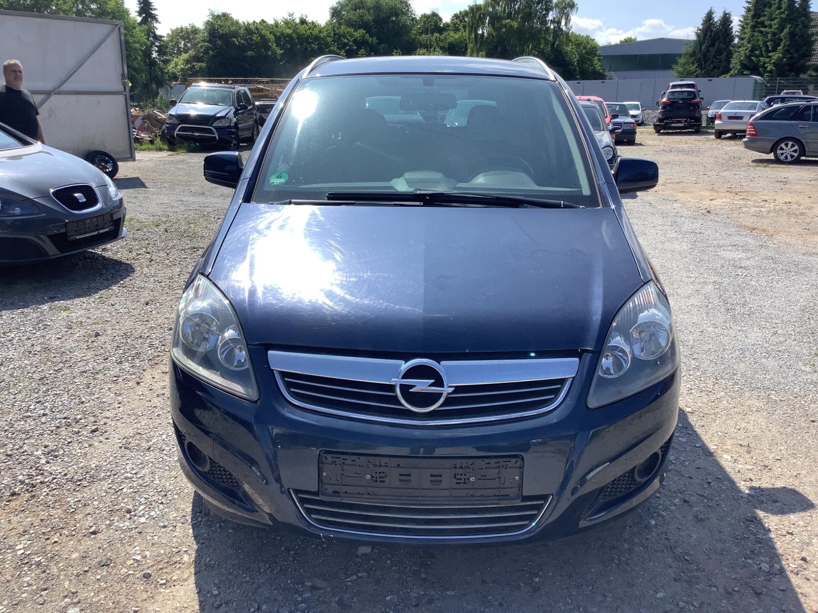 Opel Zafira 1.8 Family