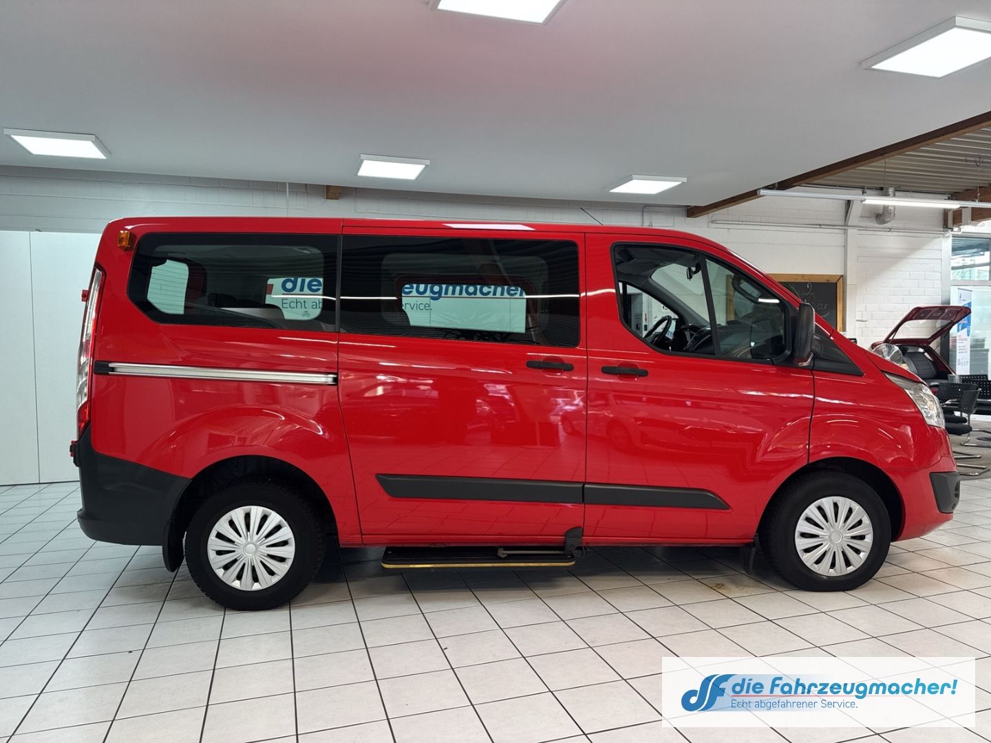 Fahrzeugabbildung Ford Transit Custom Tourneo 310 L1 Trend Temp *8472