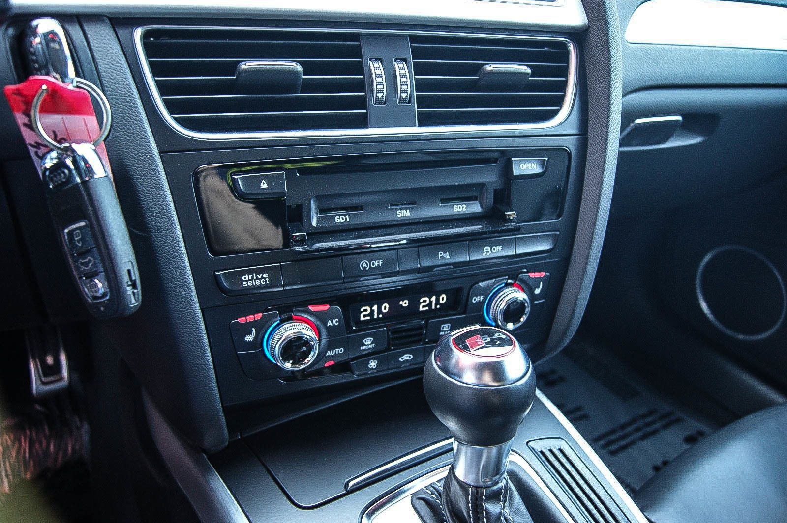 Fahrzeugabbildung Audi S4 Avant 3.0T V6 quattro B&O Sound TOP GEPFLEGT