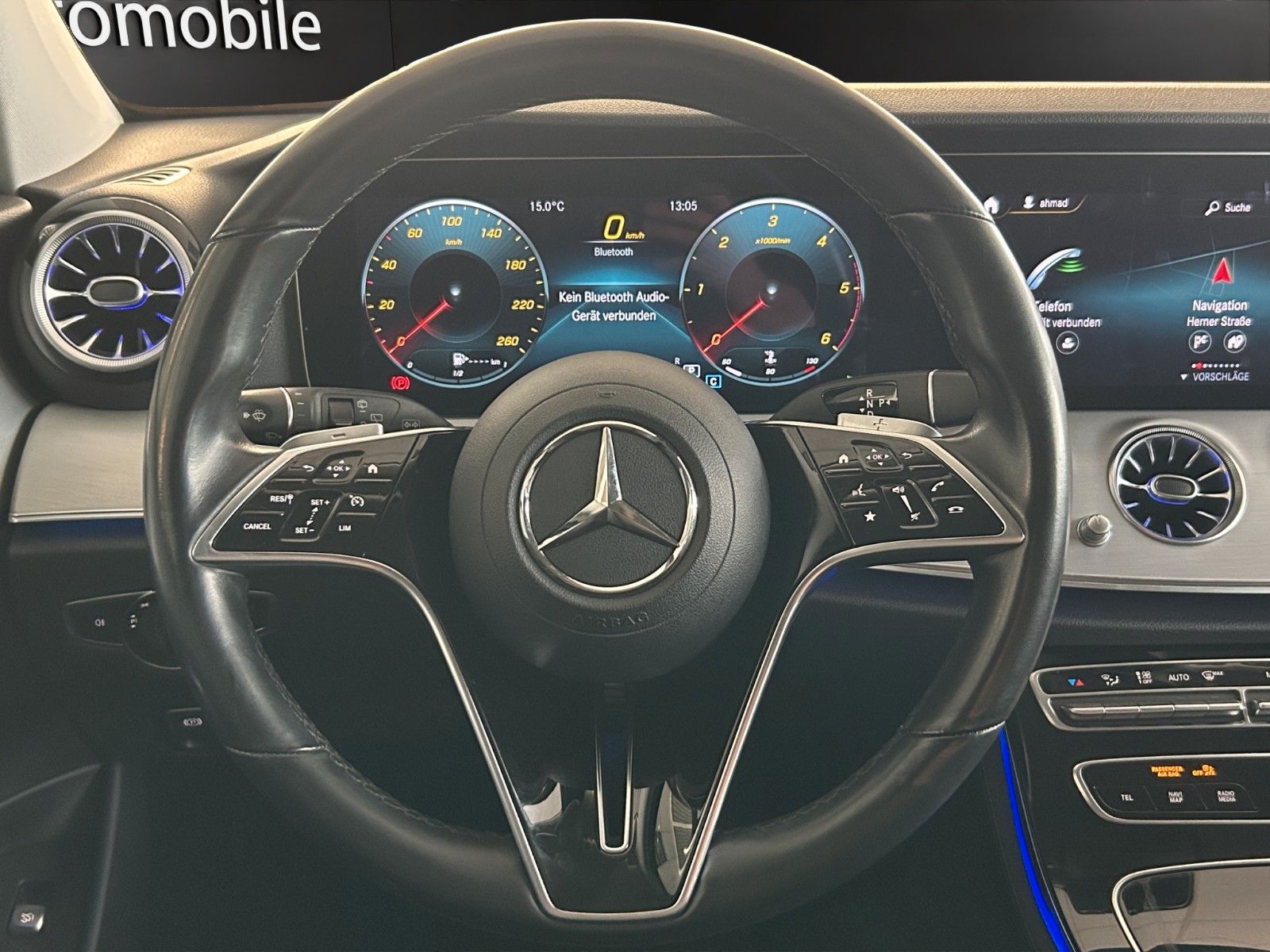 Fahrzeugabbildung Mercedes-Benz E 200 d- T-Modell Automatik/TOP ZUSTAND