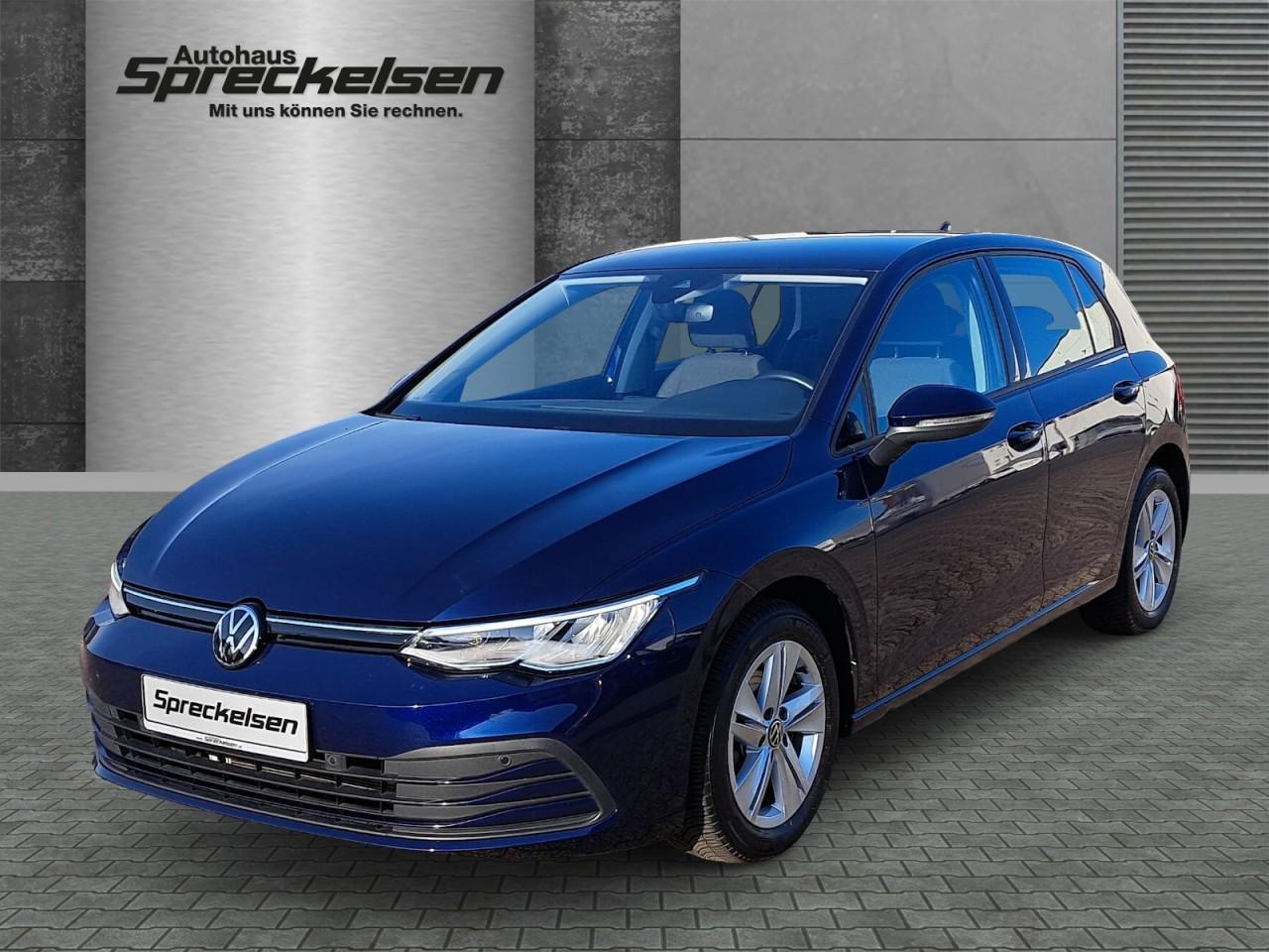 Volkswagen Golf VIII 1.5 eTSI++Life++Autom.++Travel-Assist+