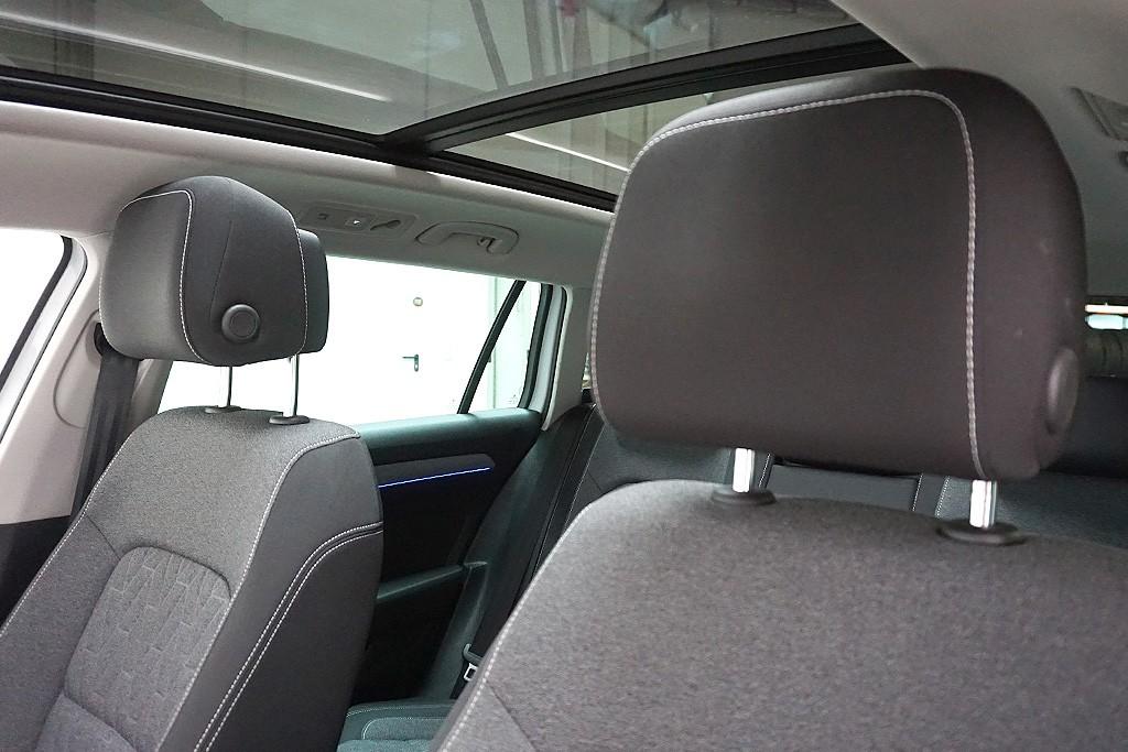 Volkswagen Passat 2.0TDI DSG R-Line Virtual Pano Navi ACC, миниатюра 9
