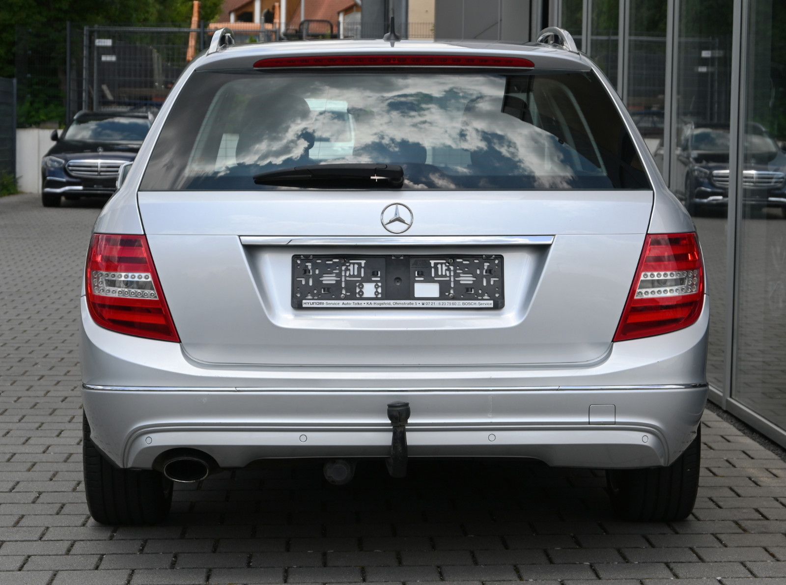 Fahrzeugabbildung Mercedes-Benz C 250 T BlueEFF. AVANTGARDE Facelift °AHK°COMAND