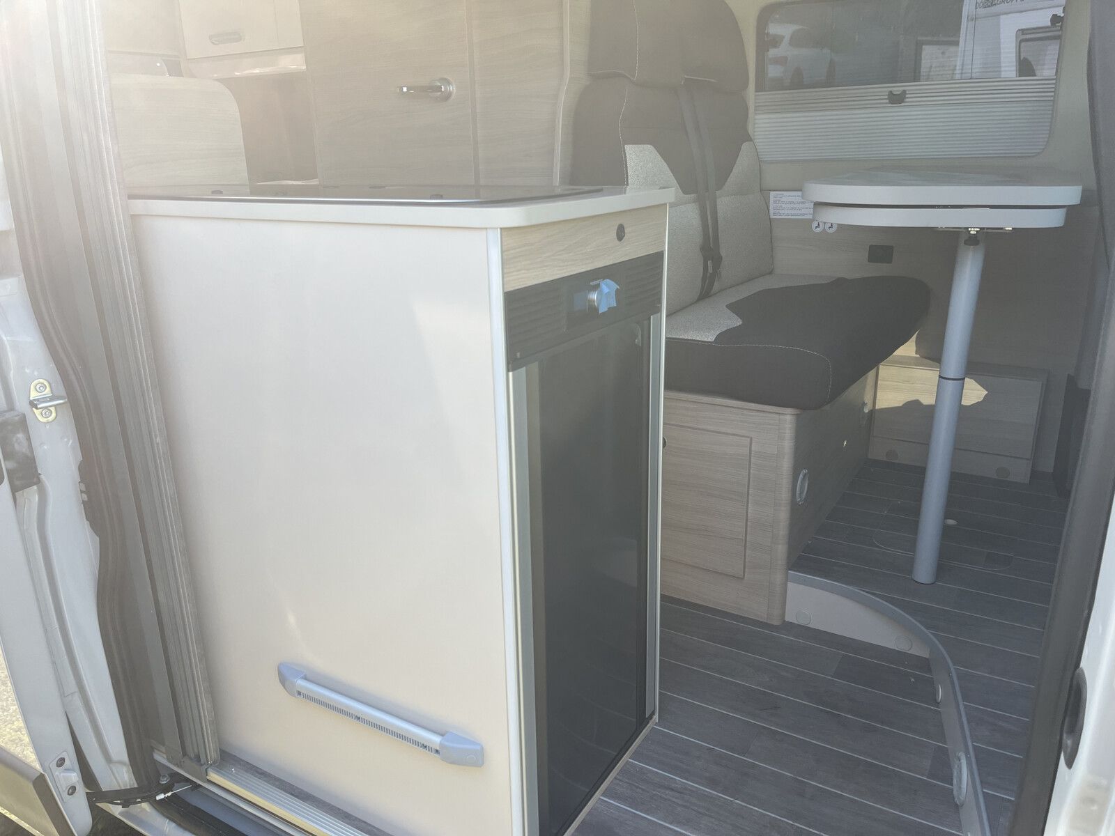 Fahrzeugabbildung Forster Vantasy 541 HB 140 PS mit Pop-Up Dach