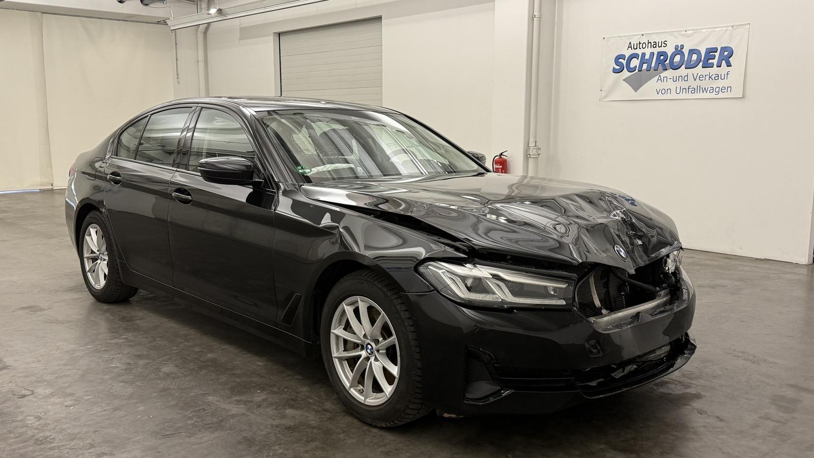BMW 530d Lim. Luxury Line *1.Hand*HUD*Massagesitze*