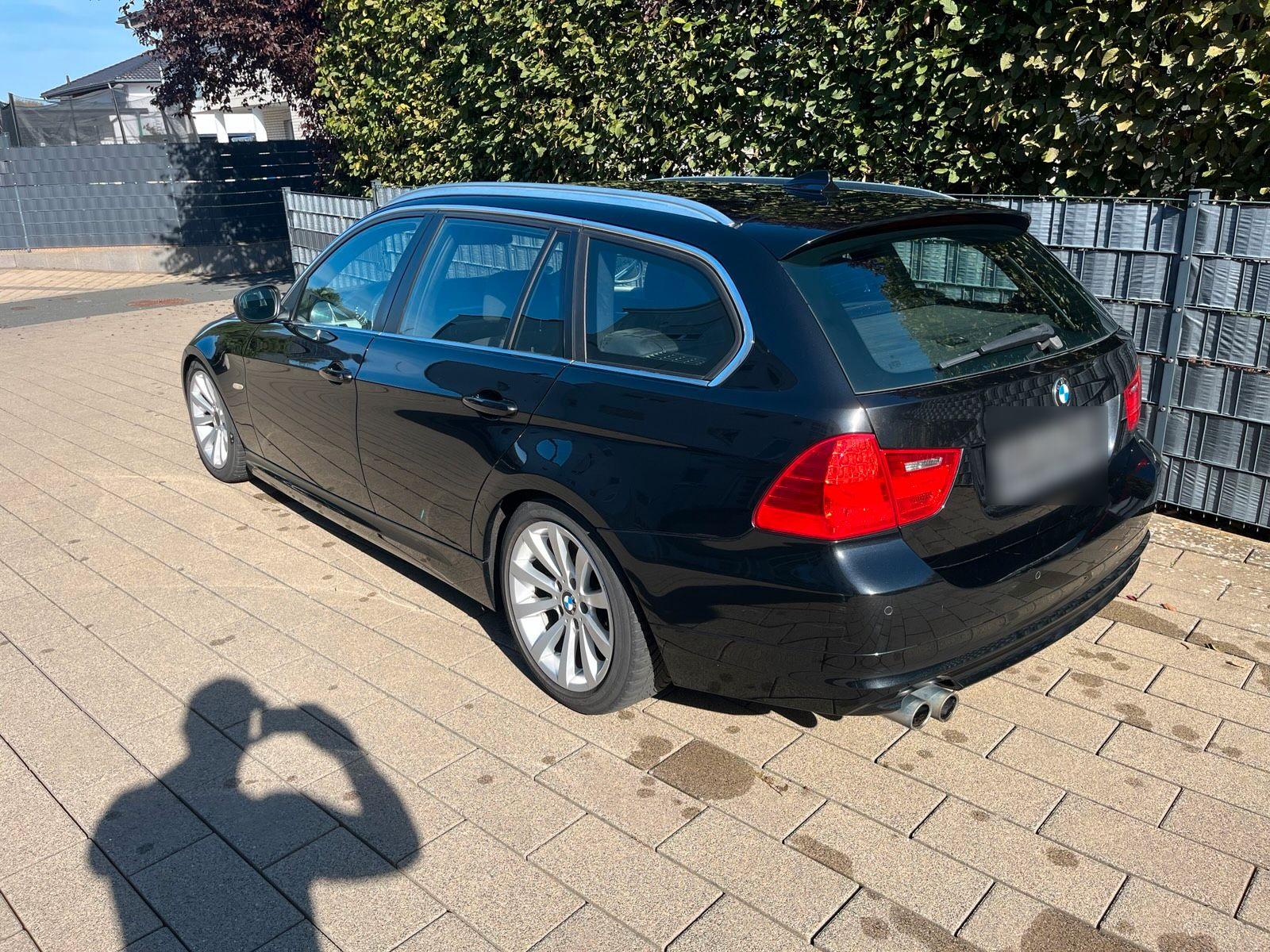 BMW 325 2010 — photo 7