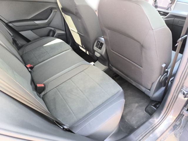 Fahrzeugabbildung Volkswagen T-Roc 1.5 TSI DSG Style MATRIX-LED ACC NAVI AHK