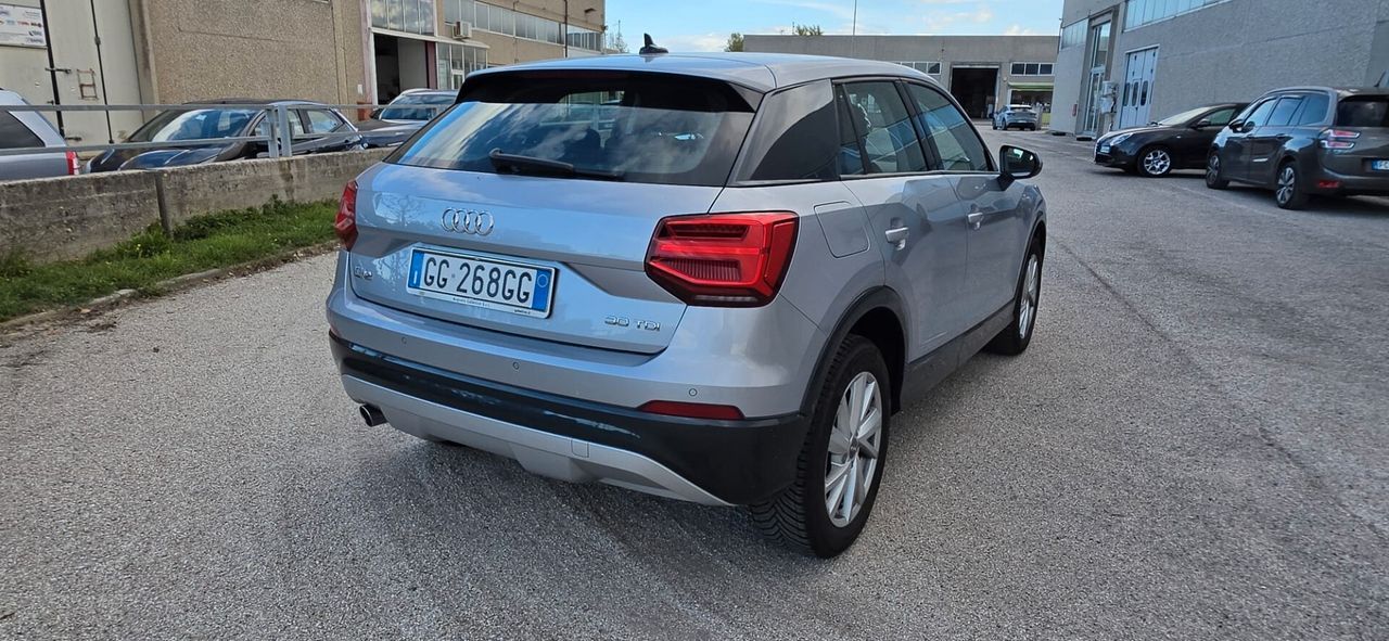 Audi Q2 30 TDI Business Design imagem 3