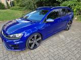 Volkswagen Golf Variant VII R 2.0  LED Navi Kamera Leder - gebrauchte Kombis in Stuttgart
