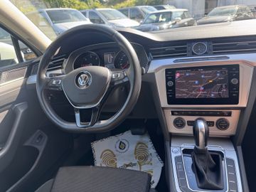 Volkswagen Passat Variant - 5