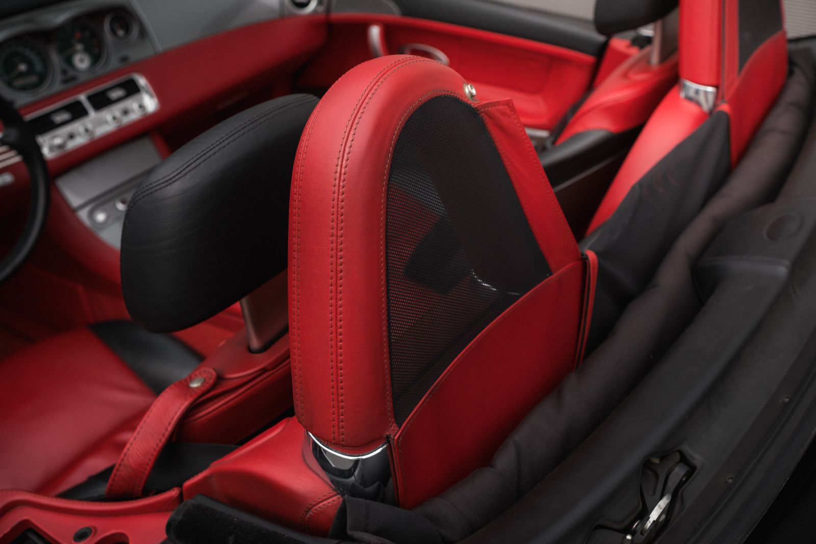 Fahrzeugabbildung BMW Z8 4.9 Roadster - 1. Hand - dt. Erstauslieferung