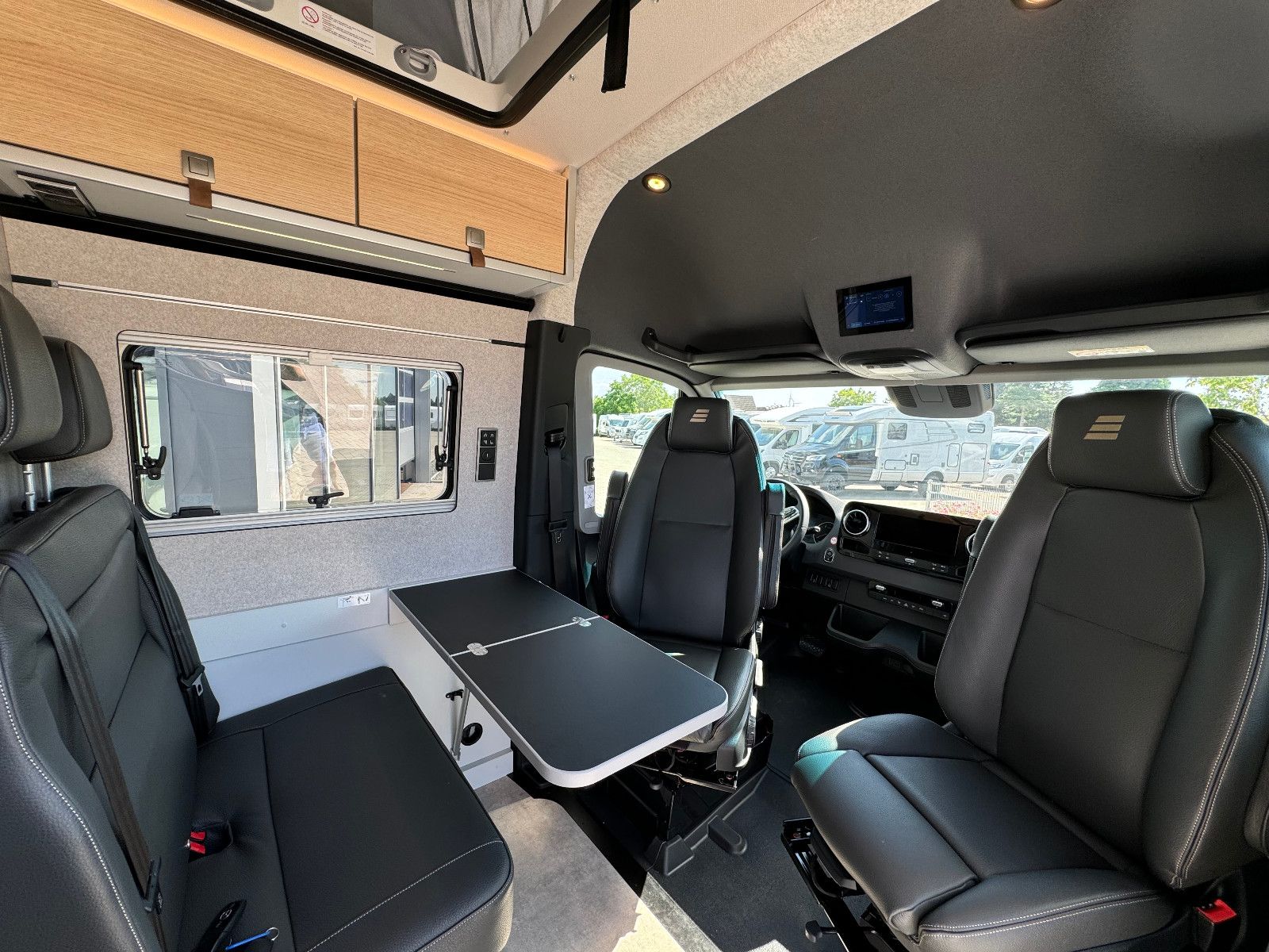 Fahrzeugabbildung HYMER / ERIBA / HYMERCAR Grand Canyon S - 4x4 - Sie sparen: 7631€!