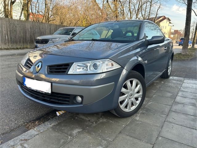 Renault Megane II 2.0 Coupe / Cabrio Dynamique