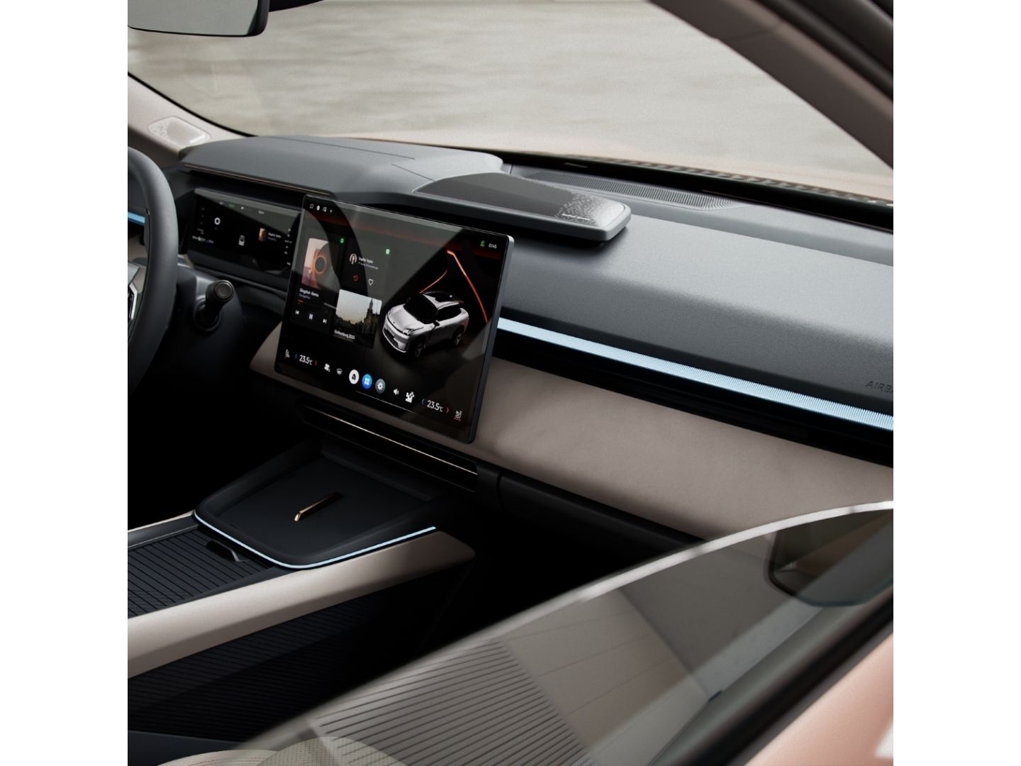 Lynk & Co 08