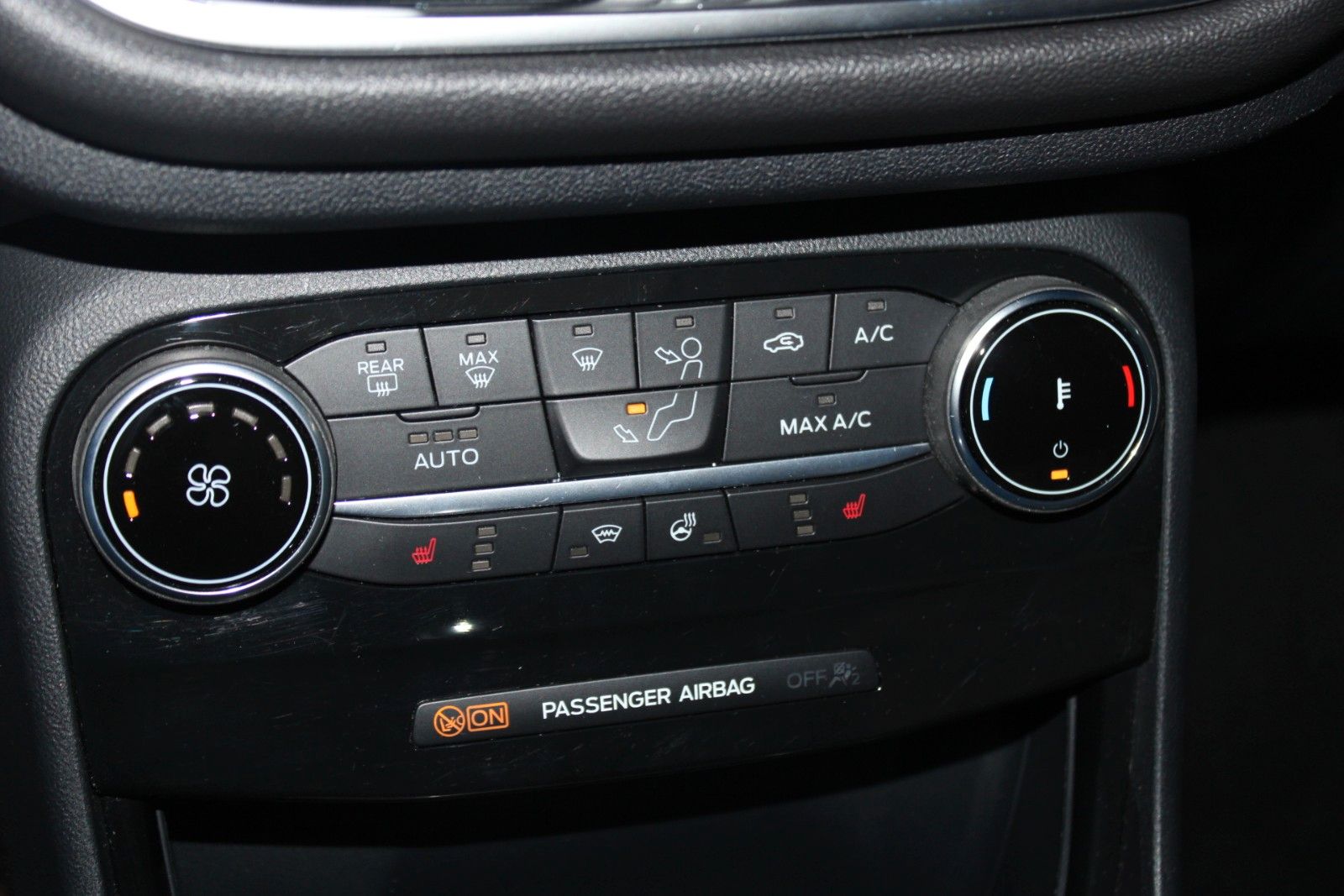 Fahrzeugabbildung Ford Puma Hybrid ST-Line X AHK NAVI CAM WinterPak LED