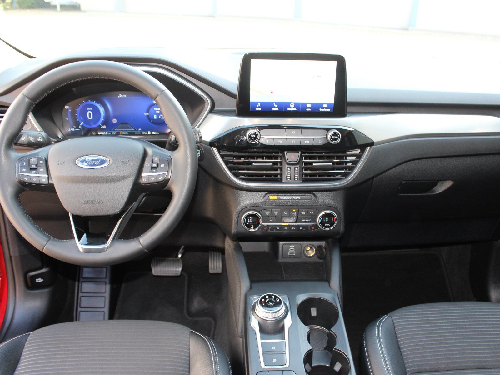 Fahrzeugabbildung Ford Kuga Plug-In Hybrid Titanium X 2,5 Duratec