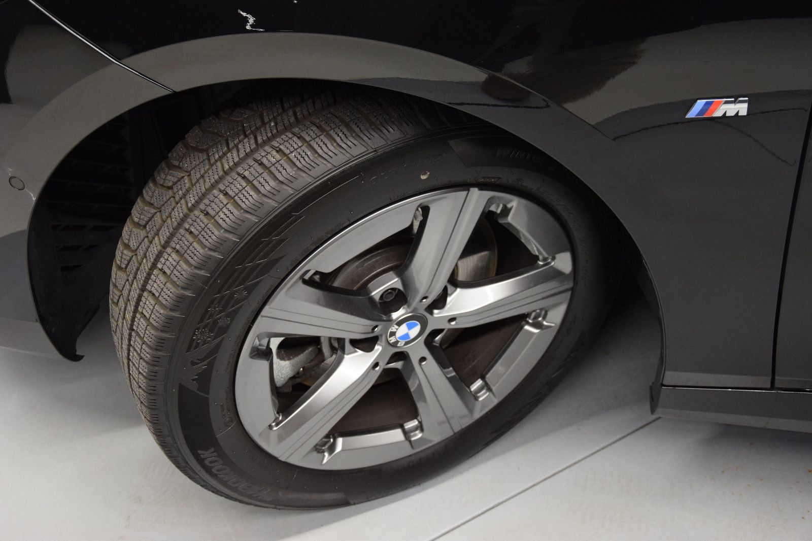 Fahrzeugabbildung BMW 223i Active Tourer xDrive M Sport HuD Pano h/k