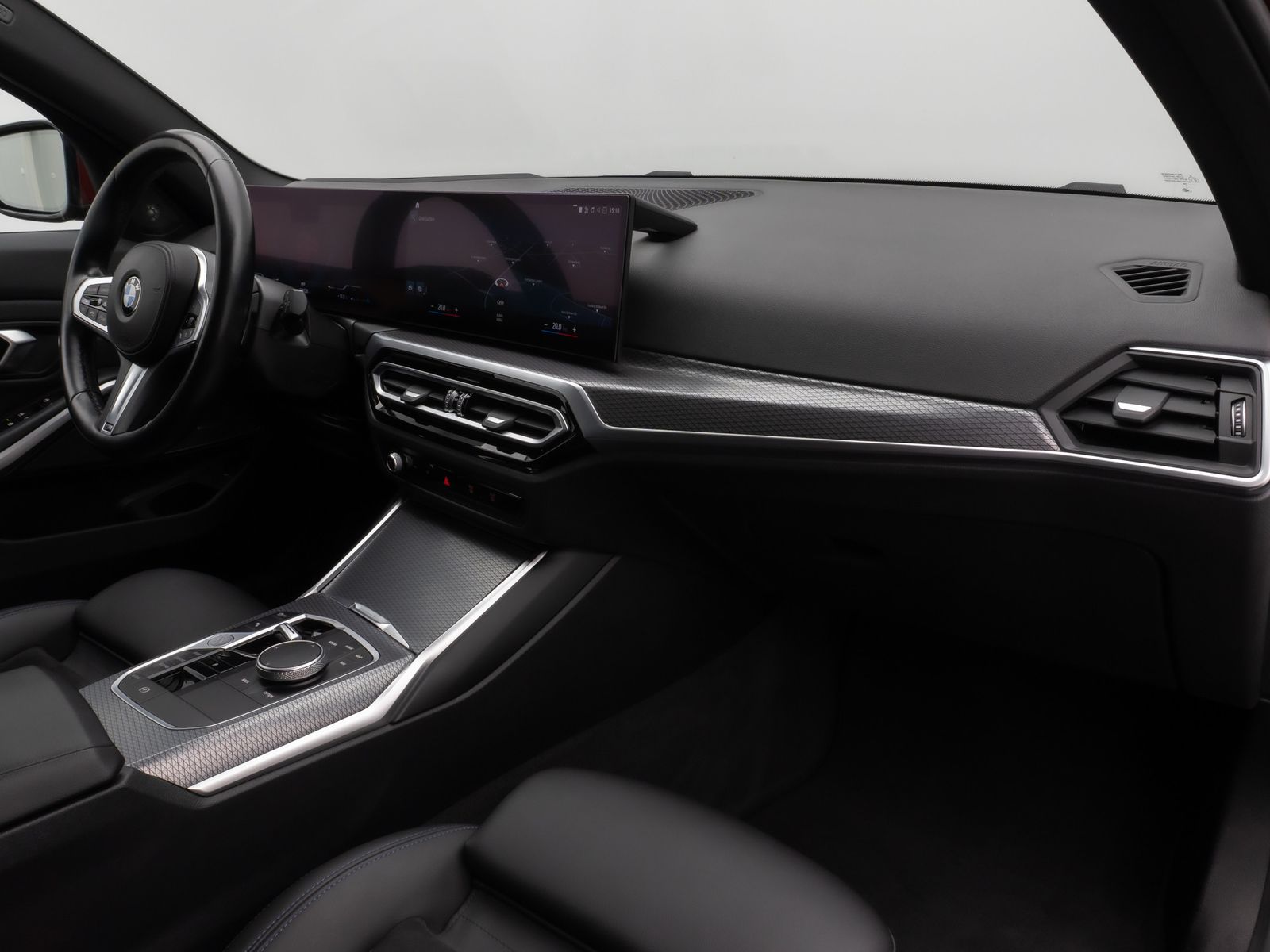 Fahrzeugabbildung BMW 320d M Sport Kamera HUD DAB H/K Komfort 19Zoll