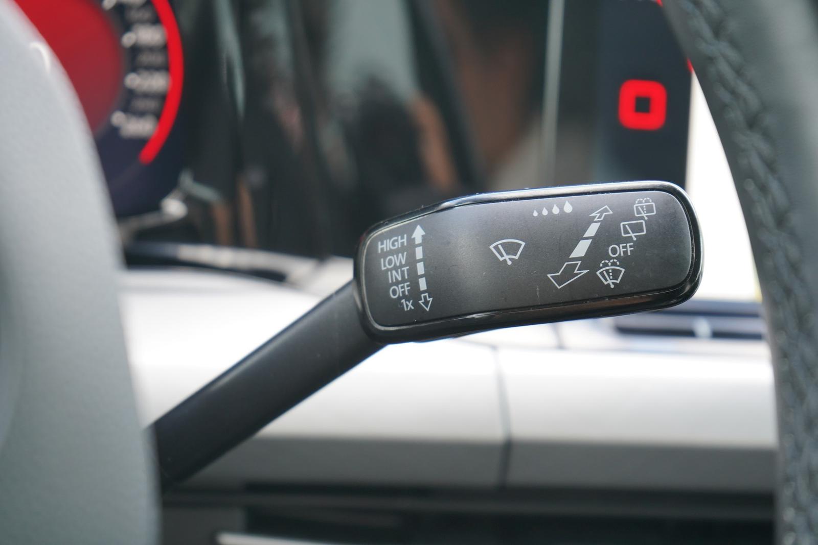 Volkswagen Golf VIII Variant 2.0 TDI Life LED ACC Spurhalte, миниатюра 15