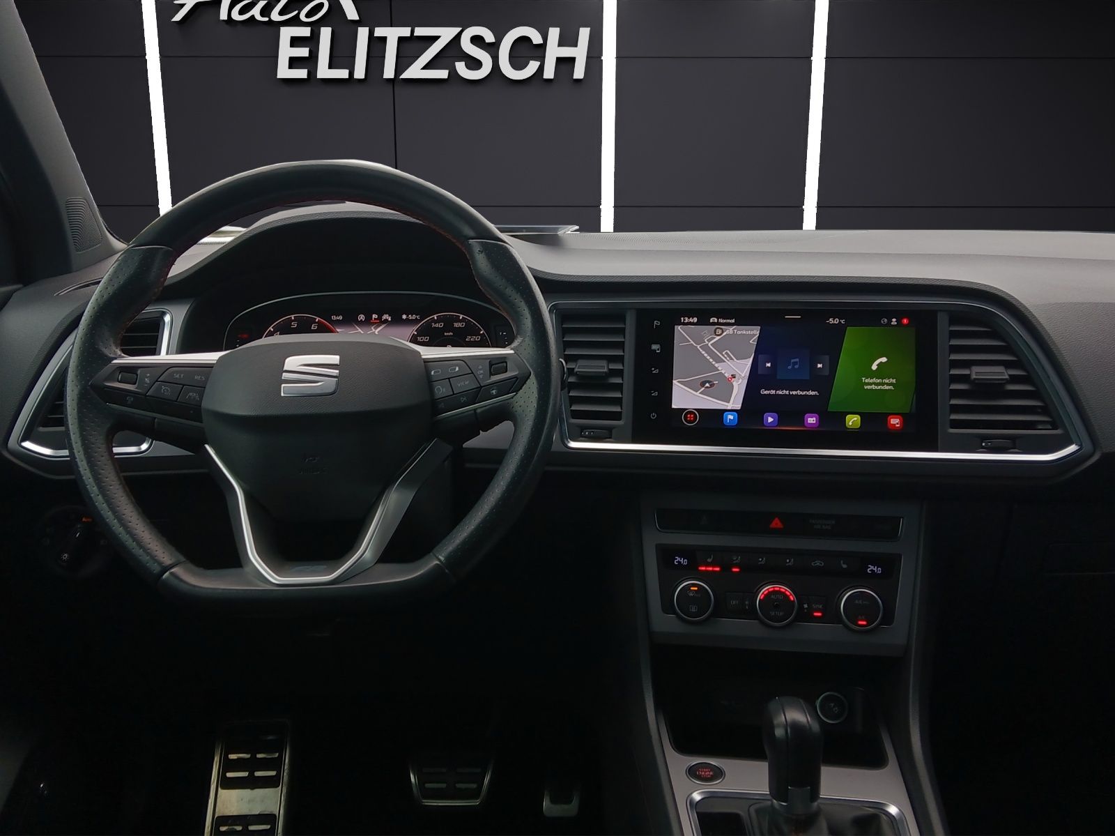 Fahrzeugabbildung SEAT Ateca TSI FR DSG LED AHK Navi beats AID ACC RFK